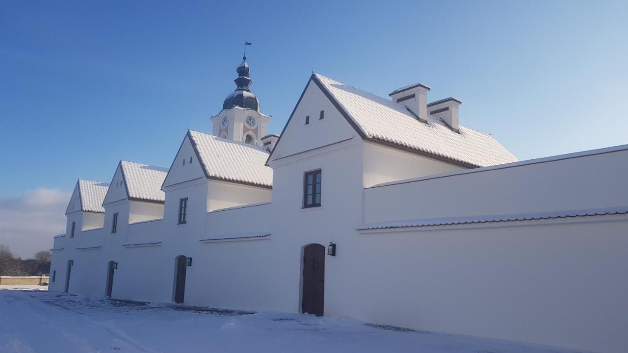 Pokamedulski Klasztor W Wigrach ビグリ エクステリア 写真