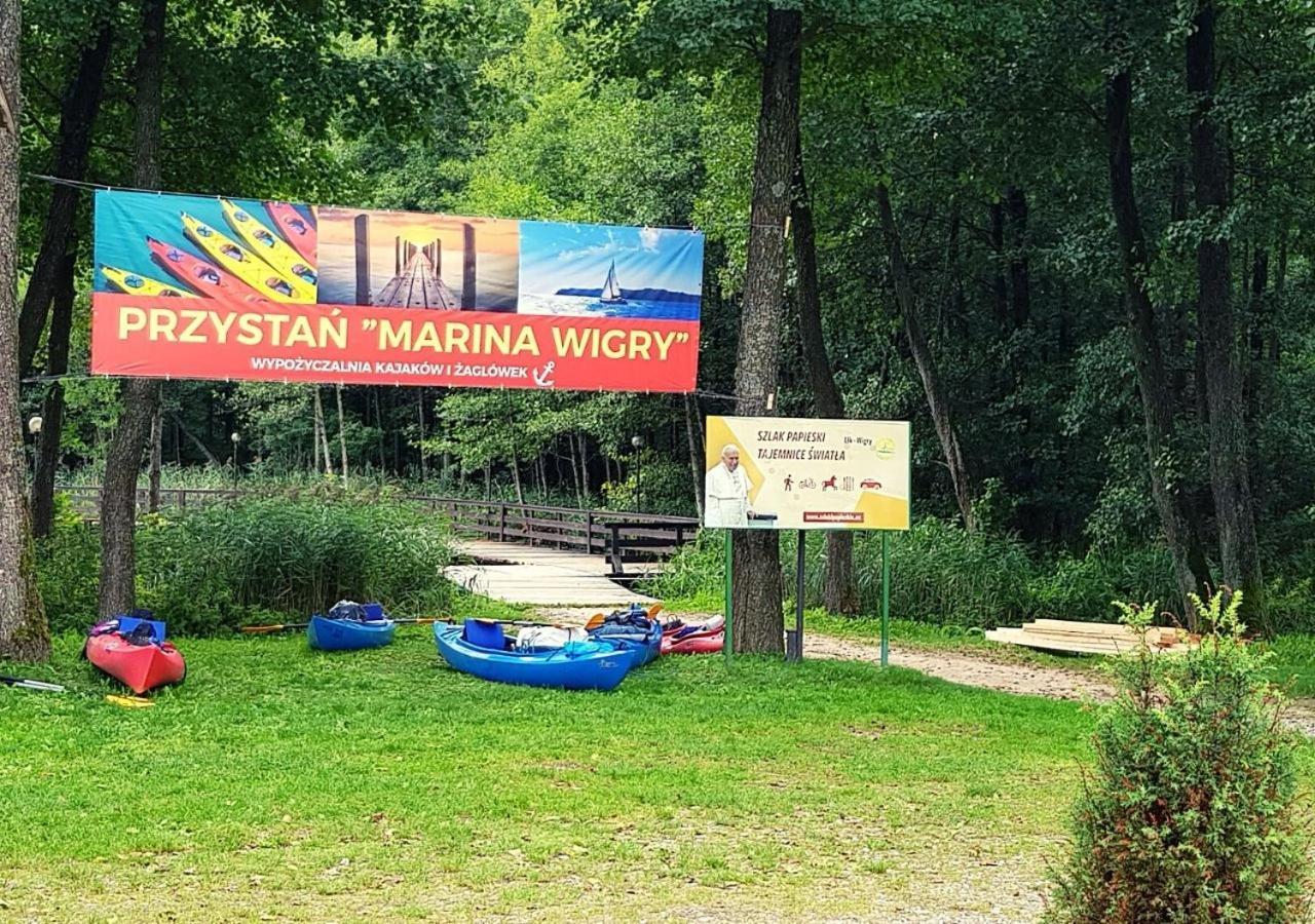 Pokamedulski Klasztor W Wigrach ビグリ エクステリア 写真